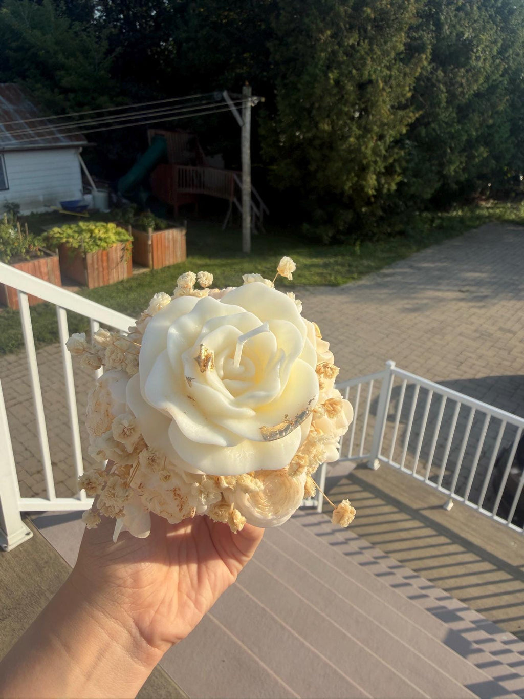Mini bouquet Just for you en cire | Mini Bouquet Roses Blanches Feuille d'or | Boîte rose soja | Handmade Thank You Gift