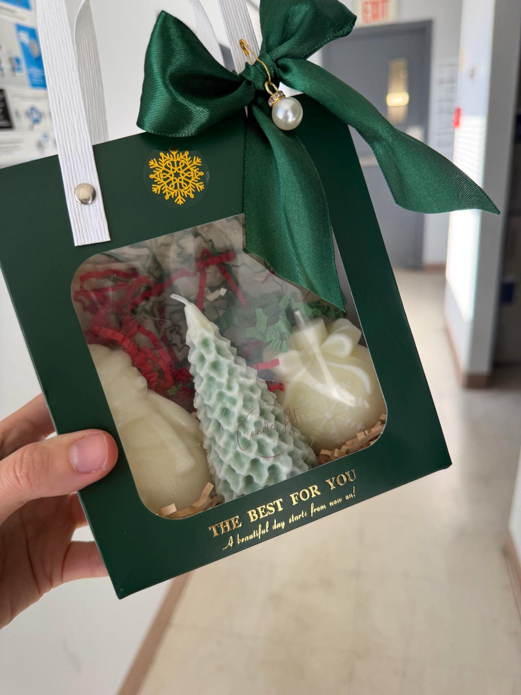 Coffret cadeau Noël en cire | Christmas Gift Set 3 bougies artisanales | Bonhomme de neige, sapin, boule | Cire de soja